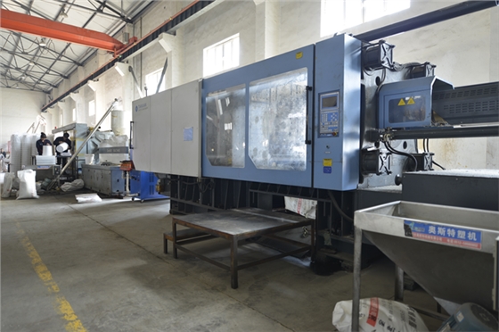 塑料模具用阻燃剂及其特性解析