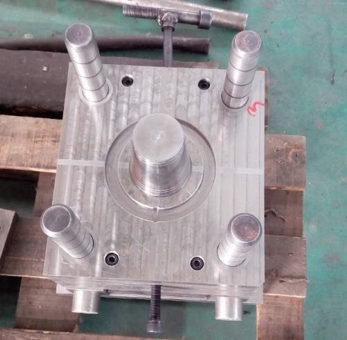 河南塑料模具采购全攻略